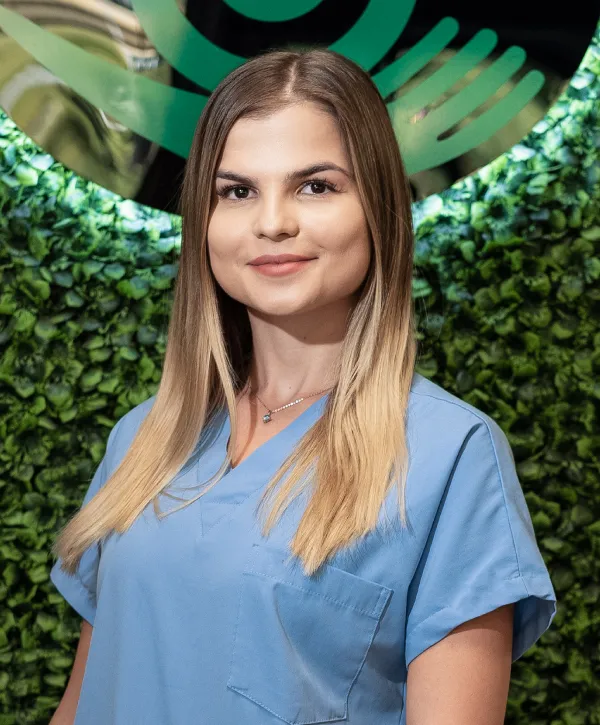 Dr. Alexandra Stefanova